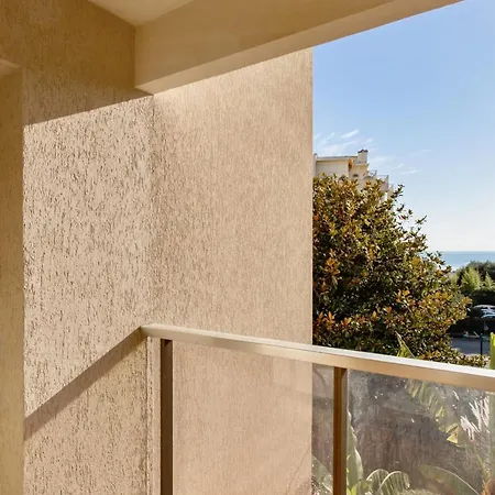 Classy Studio With Ac And Seaview Balcony In Near - Welkeys Nice