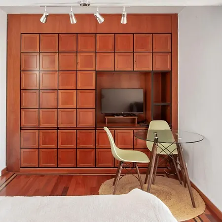 Appartement Classy Studio With Ac And Seaview Balcony In Near - Welkeys